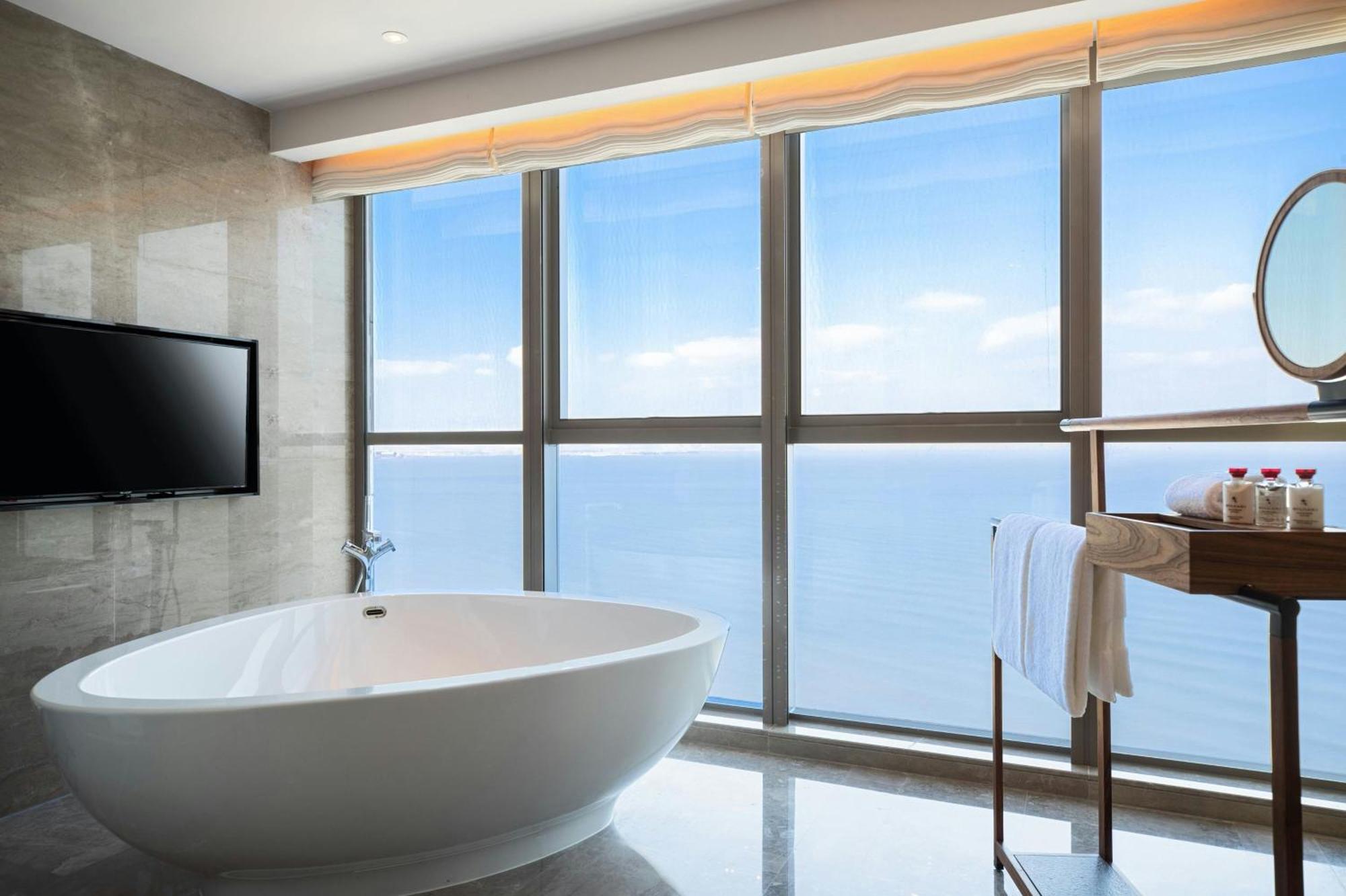 Yantai Marriott Hotel Exterior photo
